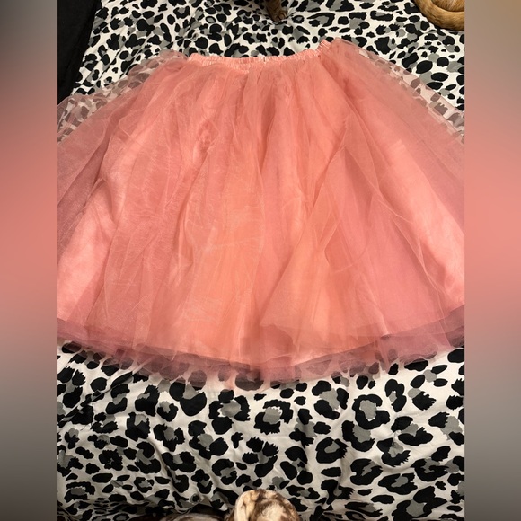 Elegant Pink Tulle Skirt - Picture 2 of 2